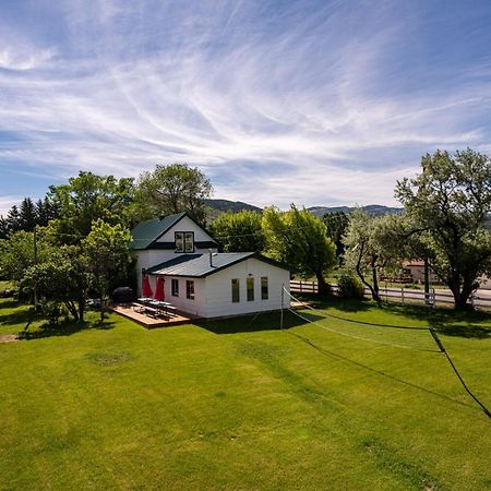 Dempsey Meadows Inn Lava Hot Springs Esterno foto